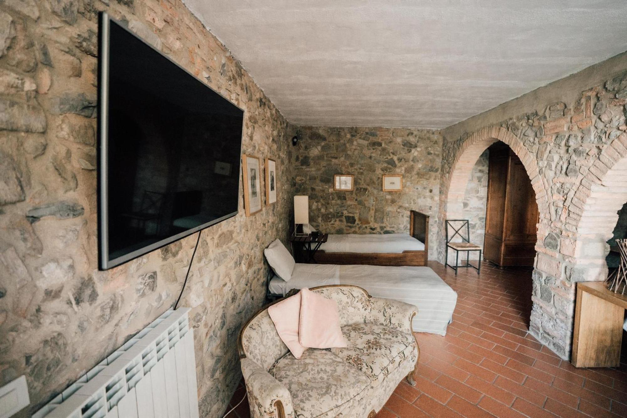 سبا كاسكيانا تيرم Agriturismo Le Valli المظهر الخارجي الصورة